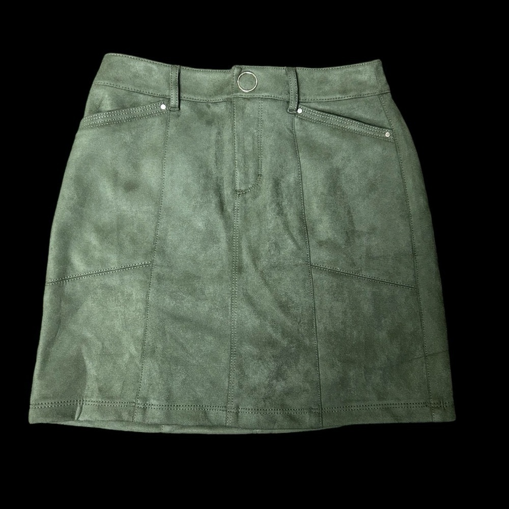 White House Black Market Trendy Olive Green Faux Suede Skirt with Pockets